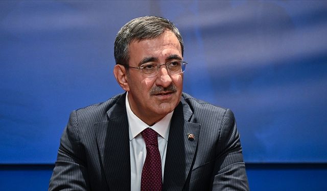 CUMHURBAŞKANI YARDIMCISI YILMAZ: ENFLASYON DÜŞMEYE DEVAM EDİYOR