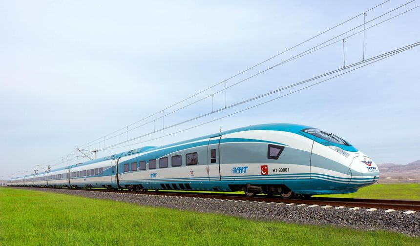 Kurban Bayramı öncesi 31 yüksek hızlı tren temizlendi